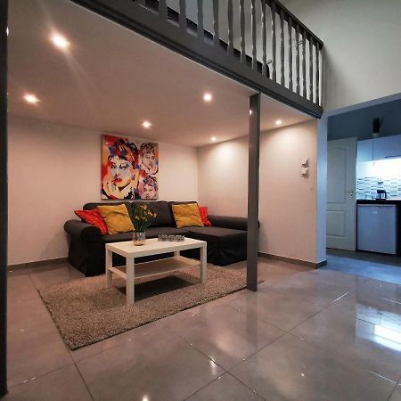 Kst Apartman Appartement Boedapest Buitenkant foto